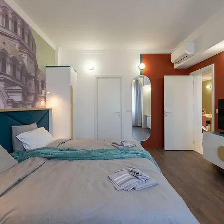 Vitosha Blvd 3-bedroom, 2-bathroom Lux Apartment Sofia